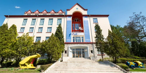 petrosani univ jpg