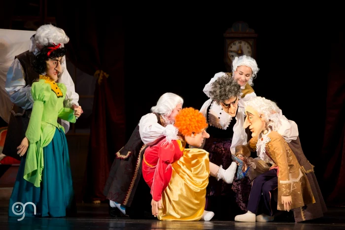 Scenă din spectacolul ”Cenuşăreasa” Foto: Teatrul Gulliver