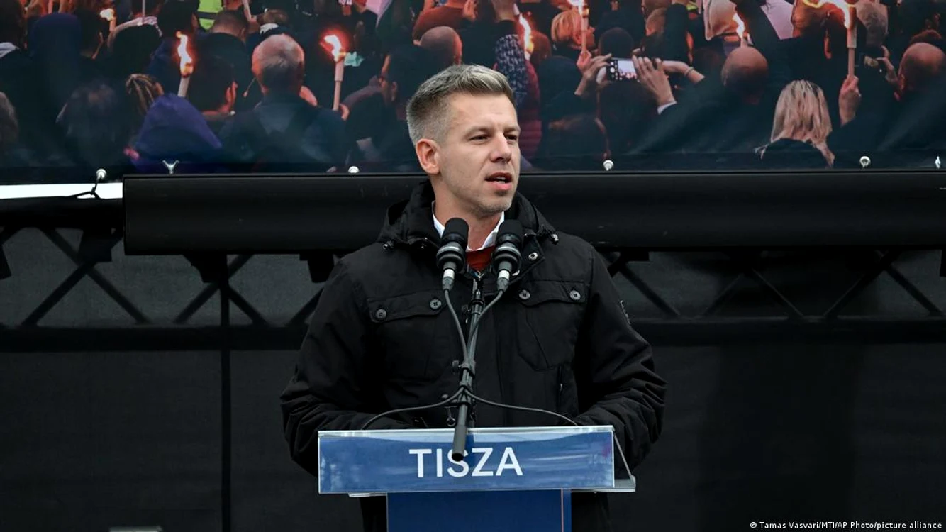 Liderul opoziției din Ungaria, Peter Magyar, vorbește la un miting al partidului său Tisza