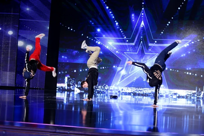 romanii au talent