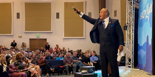 pastor mark burns consilier spiritual trump FOTO mark burns / X