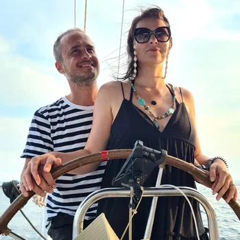 După o pauză de  aproximativ 10 ani, Șerban Copoț și familia lui au reînceput plimbările prin străinătate și au experimentat timp de 7 zile o vacanță cu barca