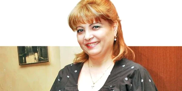 Nuami Dinescu a devenit cunoscută datorită  personajului  „Tanţa“, la emisiunea „Teo“  