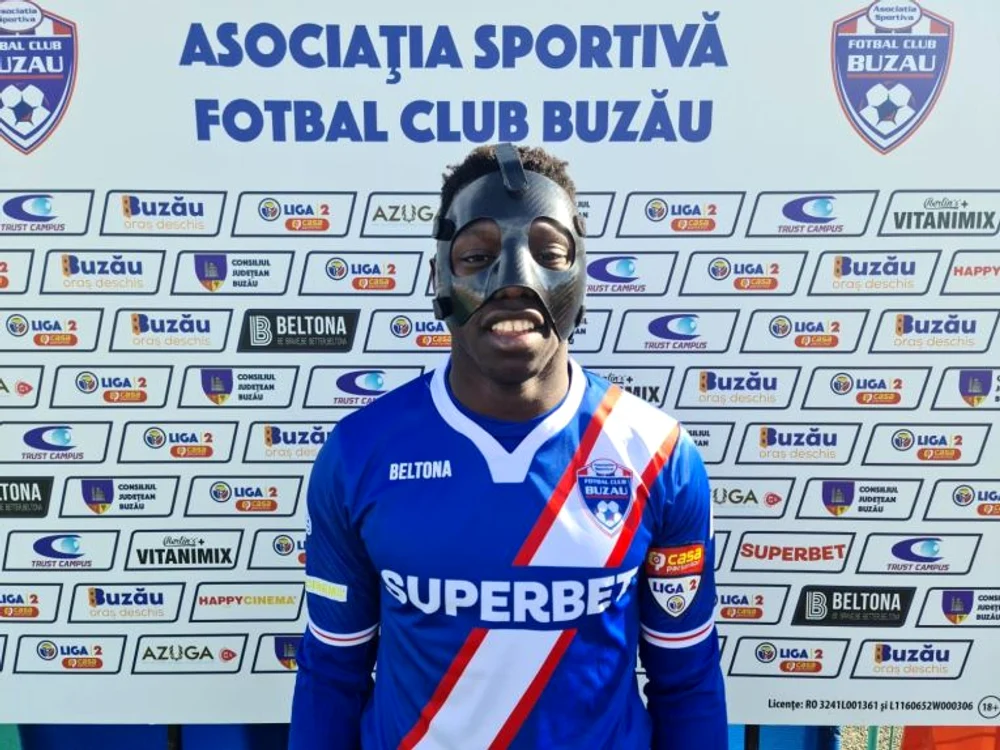 Keita va juca până la finalul campionatului cu mască pe figură 