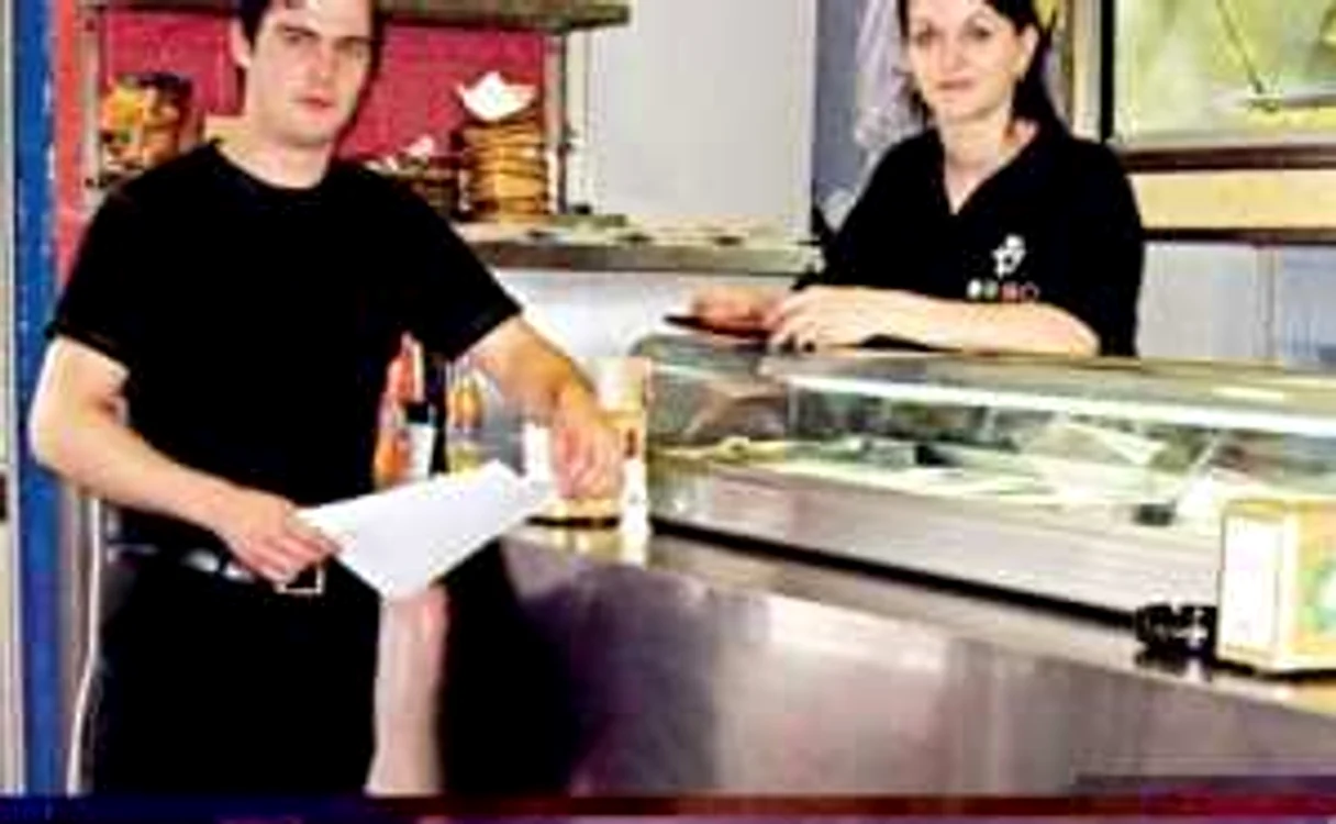 La 23 de ani, câştigă 8.000 de euro pe lună!
