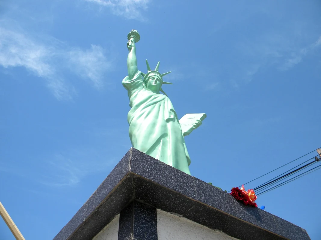 statuia libertatii prahova foto dana mihai