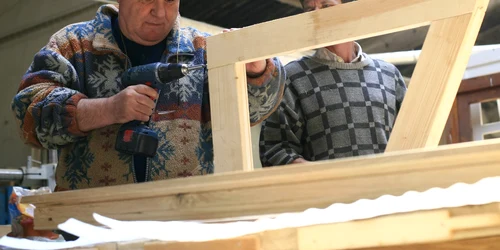 Cei mai mulţi pensionari care lucrează vor să-şi asigure un plus de venit FOTO Adevărul