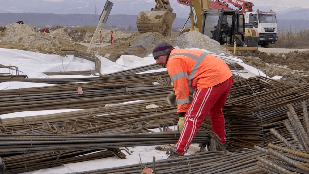 Drumul de centură al municipiului Târgu Jiu, construit cu muncitori „la negru“