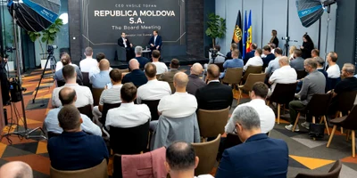 CEO Vasile Tofan panou FB Ion Curmei jpg