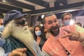 Smiley, Sadh Guru, Loredana si Damian Draghici (3) png