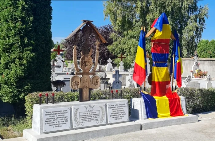 Controversatul monument de la Pitești FOTO Facebook/Sorin Dobrescu