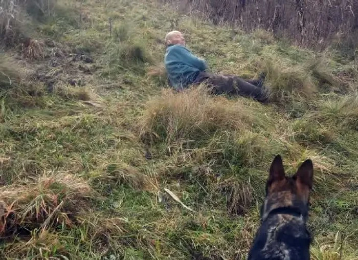 Momentul în care Abaha l-a găsit pe bătrân FOTO IPJ Bacău