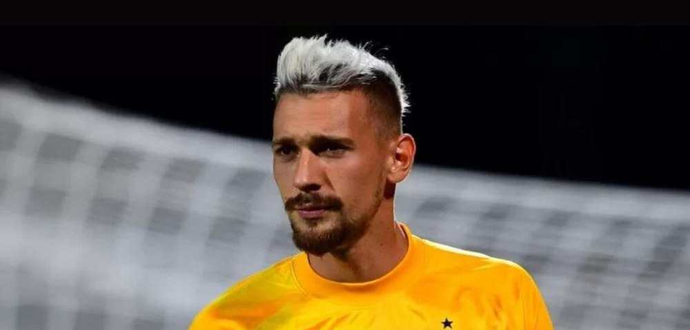 Ionuț Radu, disperat să plece de la Bournemouth: unde poate ajunge portarul român