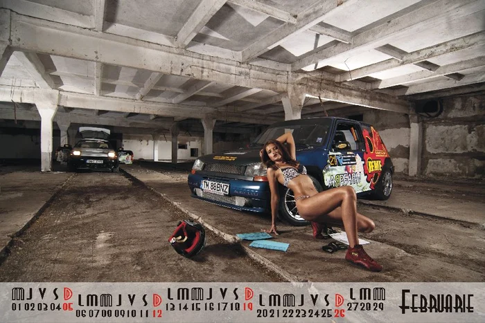 Calendarul «Racing Curves» 2012