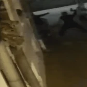 mama si copil batuti FOTO Făgărașul tău png