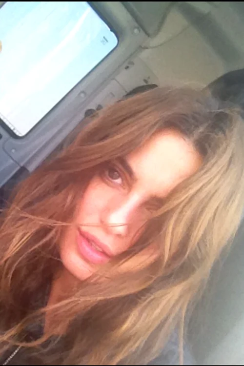 
    Uite cum arăta Catrinel când era brunetăfoto:facebook  