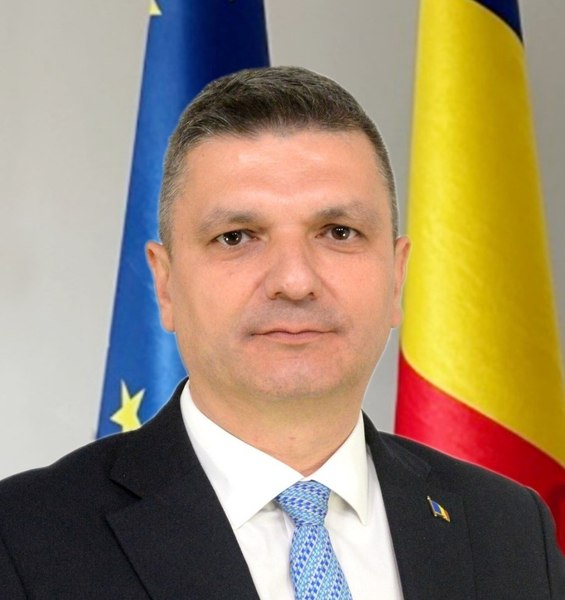 Prefectul de Olt a fost schimbat din funcție. Florin Homorean: „Eu nu cer explicații“. Cine îi ia locul