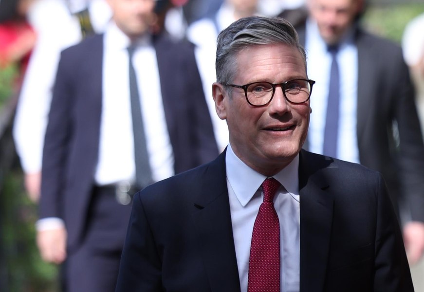 Cum au reușit laburiștii să obțină o victorie zdrobitoare în alegeri. Poate Keir Starmer să aducă Marii Britanii schimbarea seismică la care speră?