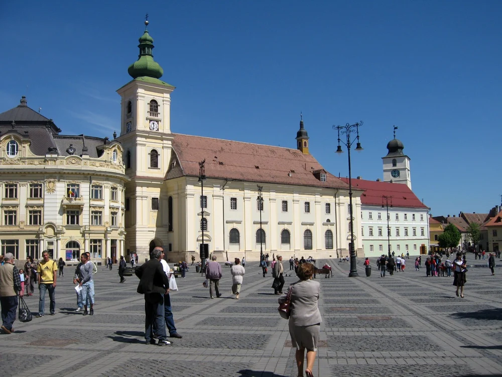 Biserica Romano-Catolică din Sibiu, locul în care se va desfăşura, în 2014, Festivalul Internaţional de Muzică FOTO: Wikipedia
