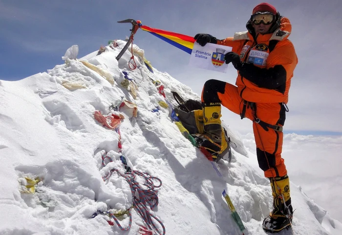 Pe vârful Lhotse. FOTO: horiacolibasanu.ro