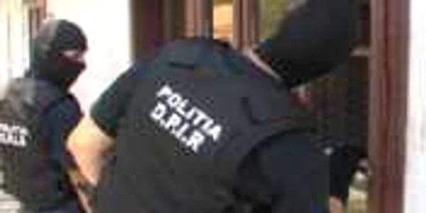 Purice şi Silvică sunt căutaţi de poliţişti