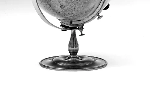 Relaţia religie ştiinţă: poziţii de putere jpeg