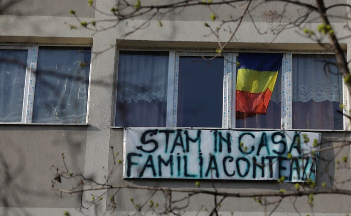 Respectaţi sfaturile specialiştilor şi staţi acasă pentru a preveni răspândirea îmbolnăvirilor cu virusul ucigaş