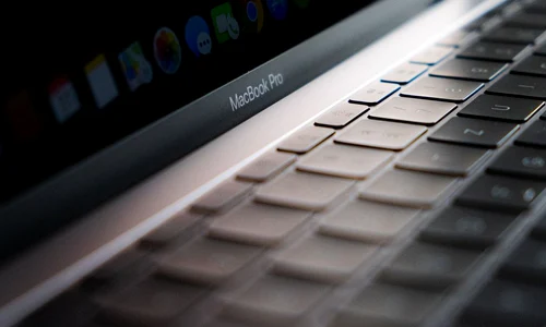 Ce să alegi între un MacBook și un iPad Pro? jpeg