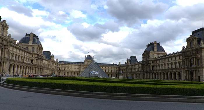 Muzeul Luvru