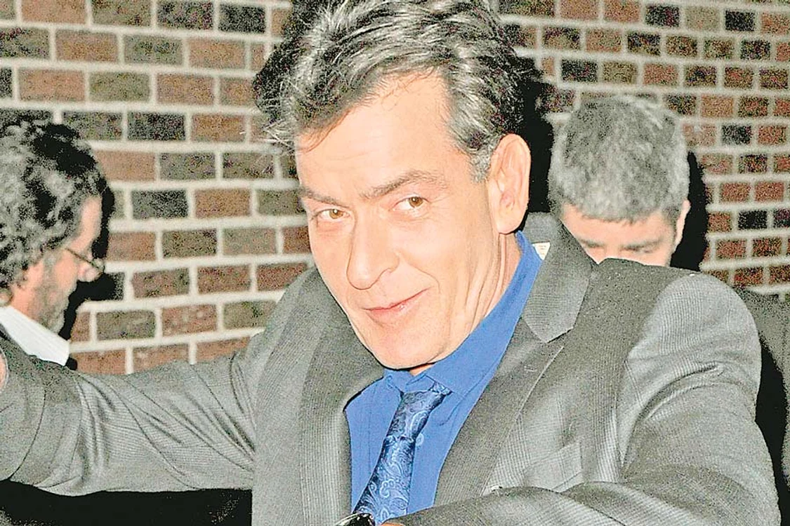 Charlie Sheen a devenit cel mai bine plătit actor de televiziune (Fotografii: guliver/splashnews)