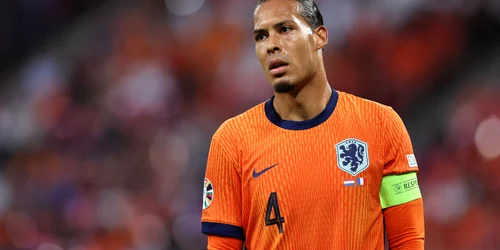 Van Dijk Facebook jpg