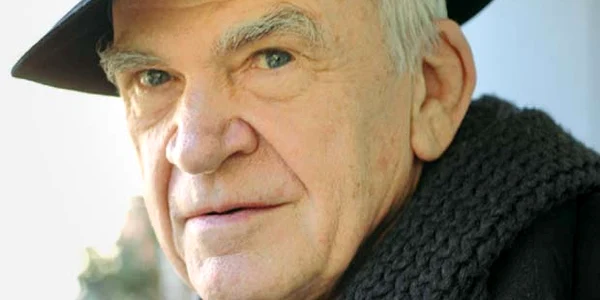 Kundera, autorul romanului „Insuportabila uşurătate a fiinţei“