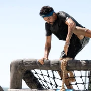 Fostul atacant de la FCSB Adrian Petre a rezistat nu mai puțin de șapte săptămâni în cadrul reality show-ului „Survivor” foto: Antena 1