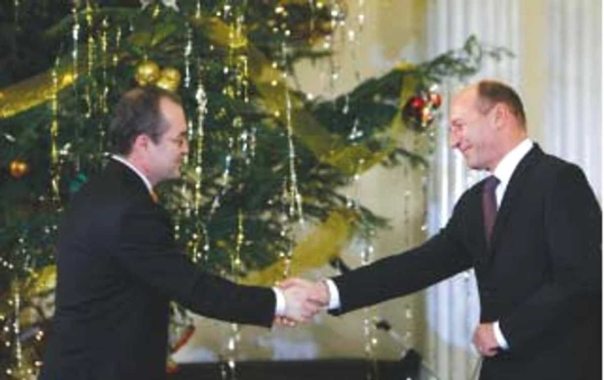 Decembrie 2008. Emil Boc, un jolly-joker al Partidului Democrat Liberal, este învestit în funcţia de cel mai fidel premier