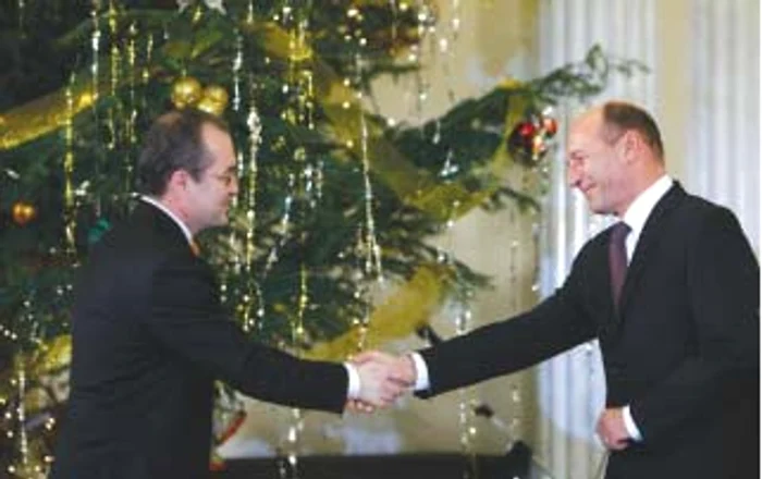 Decembrie 2008. Emil Boc, un jolly-joker al Partidului Democrat Liberal,  este învestit în funcţia de cel mai fidel premier