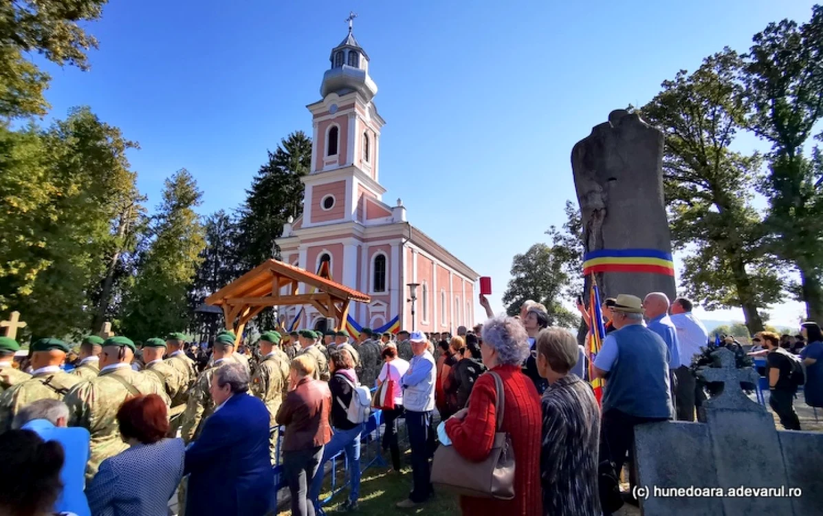 Cimitirul de la Țebea. Foto: Daniel Guță. ADEVĂRUL
