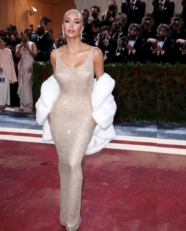 Kim Kardashian Marilyn Monroe (8) jpg