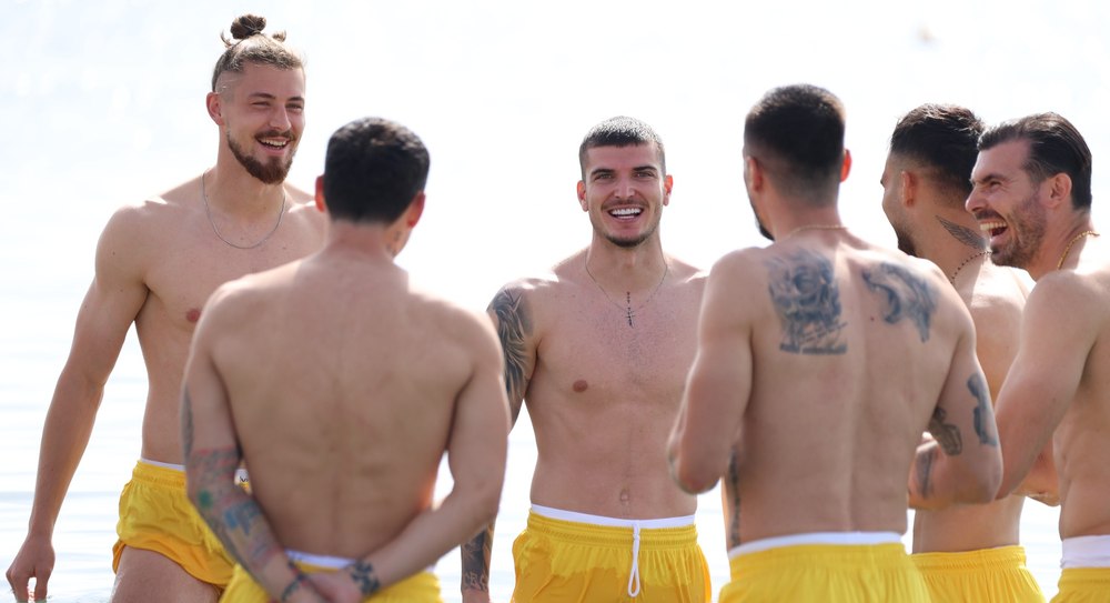 Tricolori la bustul gol. Cum s-au distrat fotbaliștii naționalei după victoria din Cipru