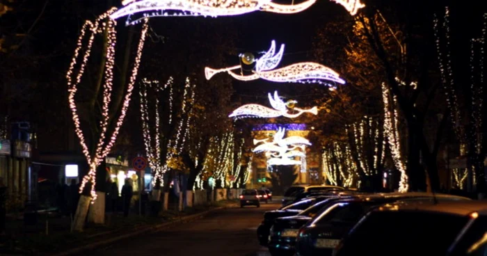 Hunedoara e iluminată de sărbătoare. FOTO: D.G.