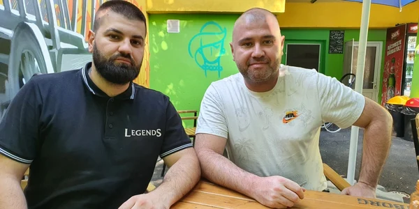 Ionut Potarniche (stanga) Felix Razlog FOTO Valentin Trufaşu