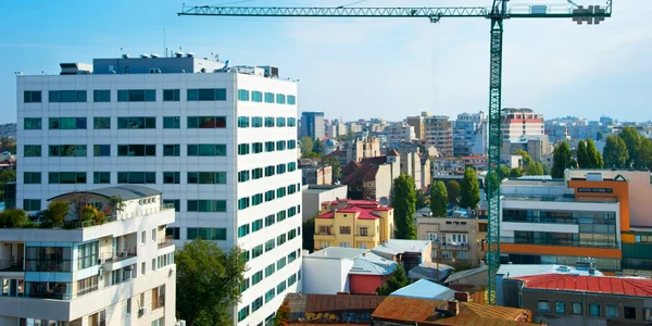 imobiliare santier constrcutii bucuresti birouri blocuri foto shutterstock