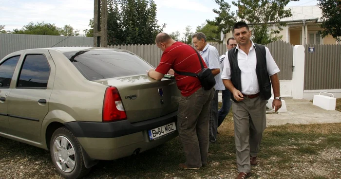 Săptămâna trecută procurorii i-au audiat şi pe localnicii din comuna vrânceană Suraia cu privire la desfăşurarea referendumului în zonă FOTO Mediafax