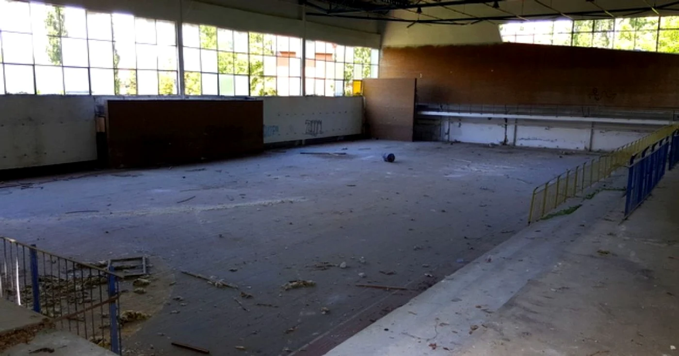 sala de sport a colegiului tehnic matei corvin foto daniel guta adevarul