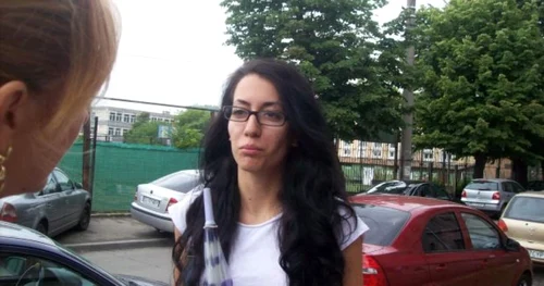 Peste 5000 de elevi de clasa a-XII-a din judeţul Dolj au susţinut astăzi proba scrisă la Bacalaureat 2015 la Matematică şi Istorie
