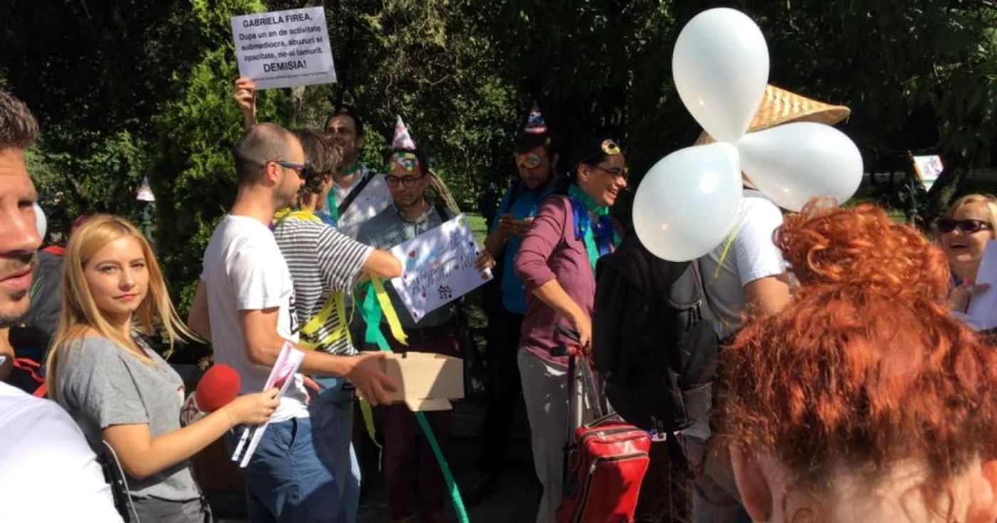 petrecere protest primaria capitalei