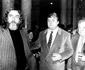 Vadim Tudor, în primii ani de după Revoluție, încadrat de „rivalul” Adrian Păunescu și de mentorul său, Eugen Barbu jpeg