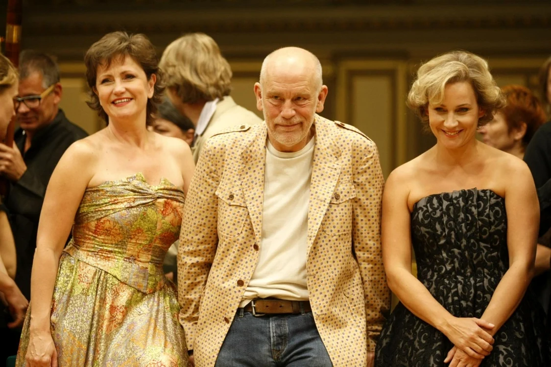 John Malkovich, pe scena Ateneului Român în 2013 FOTO: arhiva Adevărul