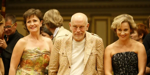 john malkovich bucuresti
