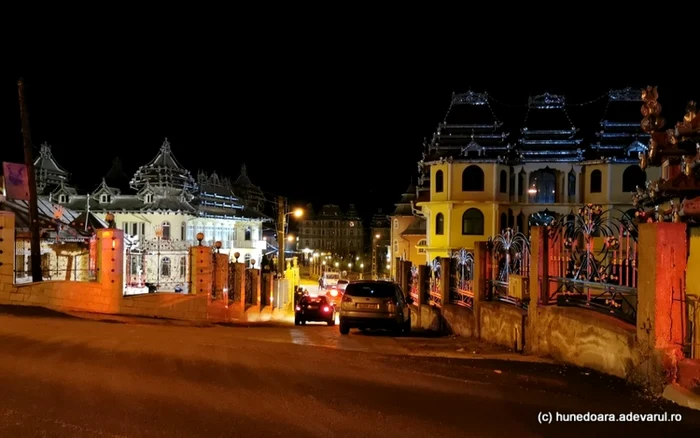 descinderi in cartierul palatelor cu turnulete din hunedoara foto daniel guta adevarul