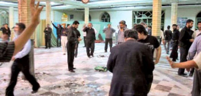Atentat într-o moschee şiită din Iran